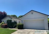 Single family home 3beds 2baths available for move in