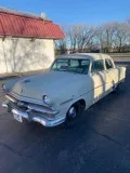 1953 Ford Crestline