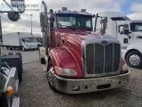 2013 Peterbilt 587 Truck
