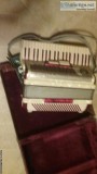 OLD ACCORDIAN