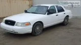 s2005 FORD CROWN VICTORIA SEDAN 9623