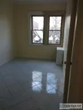 Apt all renovated  3  bedroom-parking included