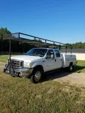 2002 Ford F-550 Crew Cab 2WD DRW 7.3L V8 OHV 16V TURBO DIESEL