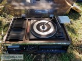 VINTAGE RECORD PLAYER