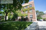 VINTAGE HYDE PARK APARTMENT 