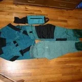 SKI SUIT