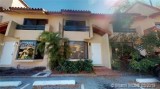 Completely upgraded townhome 22.5 in with fenced patio washer an