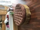 Round ottoman