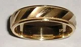 14K Yellow Gold Mens Wedding Band Size 11