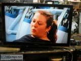 52&quot SAMSUNG LCD FLAT SCREEN TV and REMOTE CONTROL WORKS GREA