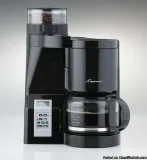 Best coffee maker with grinder