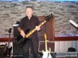 Pro BassVocalist Seeks Sub Free Lance gigs or working band (Sout
