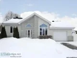  Maison impeccable &agrave Coteau-du-Lac 349 000 