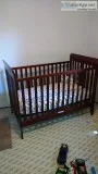 Like new crib and mattress