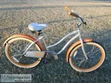 Huffy 24&quot Cranbrook Girls  Cruiser Bike with Perfect Fit Fra