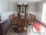 Beautiful Dining Set For Sale