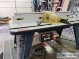 Router Table w Router