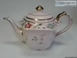 VINTAGE 1958 SADLER TEAPOT