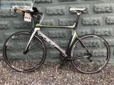 2011 Felt B16 Triathlon Bike