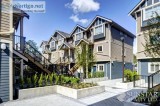 Edmonds 2 Bed 2 Bath 2 Level Townhouse w Balcony  Eden