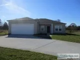 4 Bedroom 1500 Moves You In