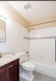 1600ft2 - 1330 MASTER and 1000 ROOM AVAILABLE. 3 BR2.5 Bath Dupl