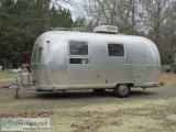 Nice 1973 airstream 21ft globetrotter camper