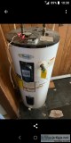Hot water heater