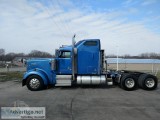 2005 Kenworth W900L Semi Tractor