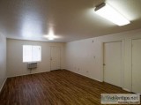 NEED A PLACE CLOSE TO THE UNIVERSITY COME CHECK US OUT