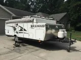 25 ft light Rockwood hw257 pop up camperreduced