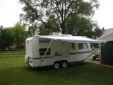 1999 Aerolite 21TT Rv Camper
