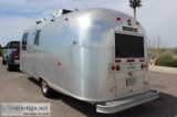 1968 Airstream Safari Land Yacht 22