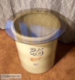 Red Wing 25 Gallon Stoneware Crock Table