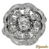 Solitaire Diamond Engagement Ring in Flower Shape