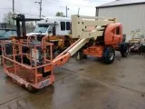 articulating boom lift JLG 450A