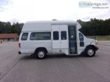 2006 Ford E-350 SD Extended Wheelchair Bus