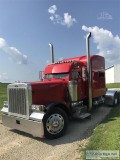 2004 Peterbilt 379 Semi Tractor