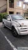 2002 Iszuz Axiom