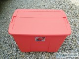 Plastic Totes with Lids
