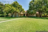 SPECTACCU 3BEDROOM AND 2BATHROOM(_)FINISH ED BASEMENT LEASE NOW