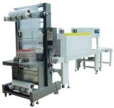 Shrink wrapping machine 