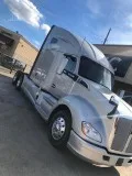 2016 Kenworth T680 Semi Tractor