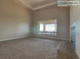 SPACIOUS HOME WITH VIEWS-OPEN THURSDAY