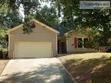 Cozy Large 3BRMS 2Baths Home Large living rooms and Storage area