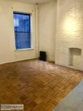 W 47th st - 1 Bed 1 Bath Apartment