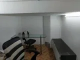 Commercial Office on Lease in Kandivali Area 162 sq.ft.
