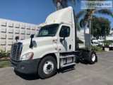 2013 Freightliner Cascadia Single Rear Axle Day Cab Detroit 10 S