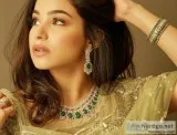 Dress up a bride with Jet Gems Designer Bridal Jewellery