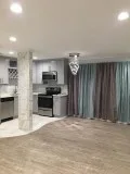 Live in a modern and renovated 1 bedroom in LA with gleaming lam